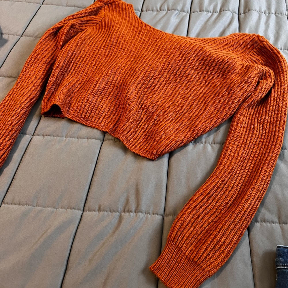 Light sweater - Picture 1 of 4